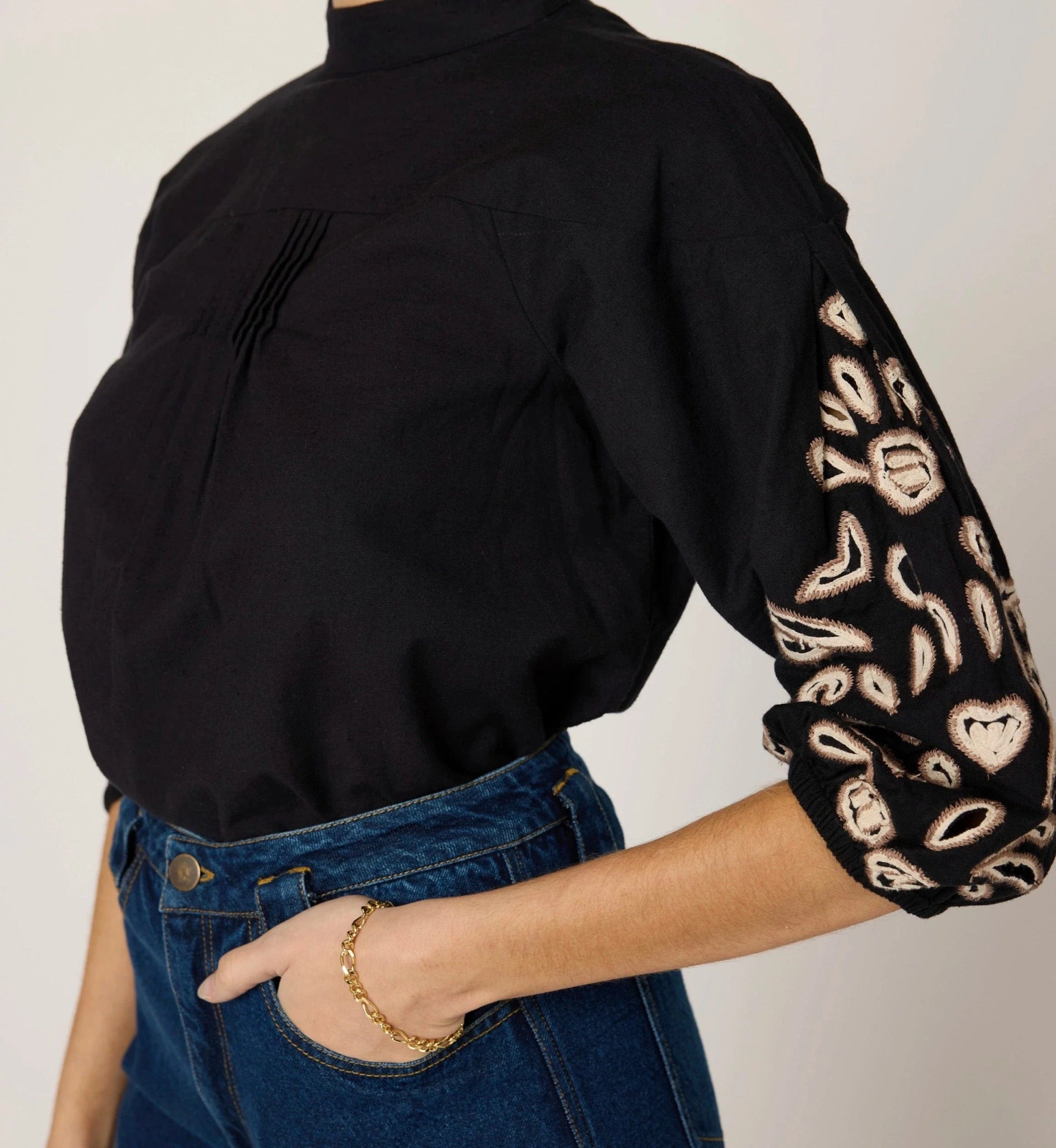 The Clarissa Blouse - Black/Ivory