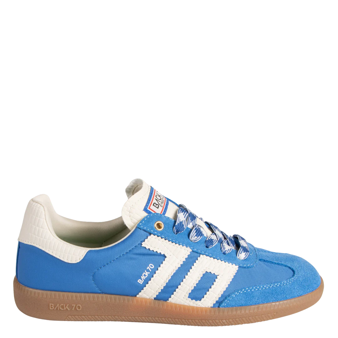 BACK 70 - Ghost Blue Milk