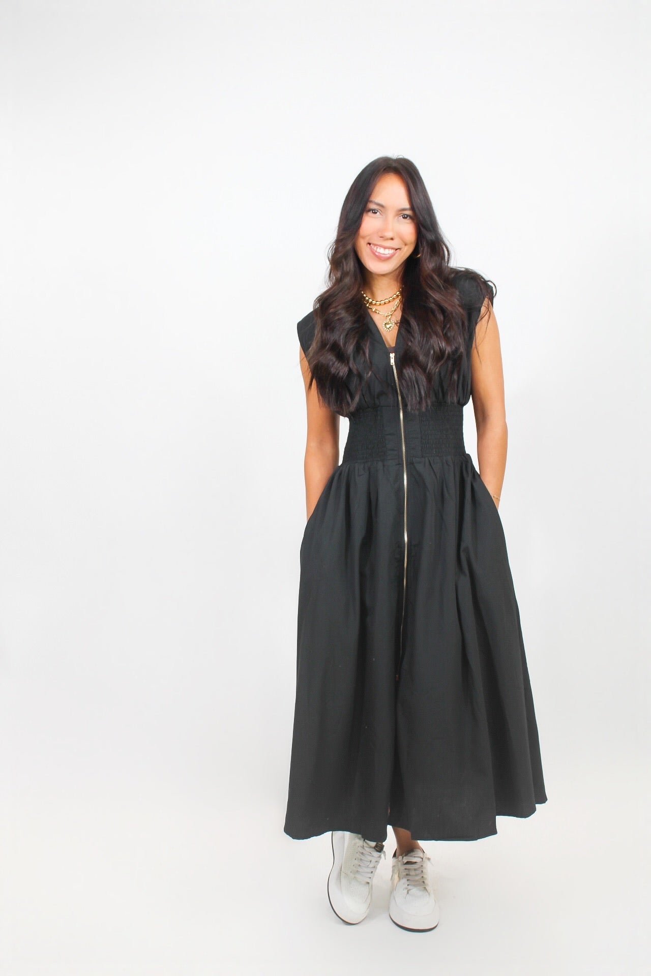pleated white maxi dress Xénia White crystal-embellished pleated maxi dress, M / White