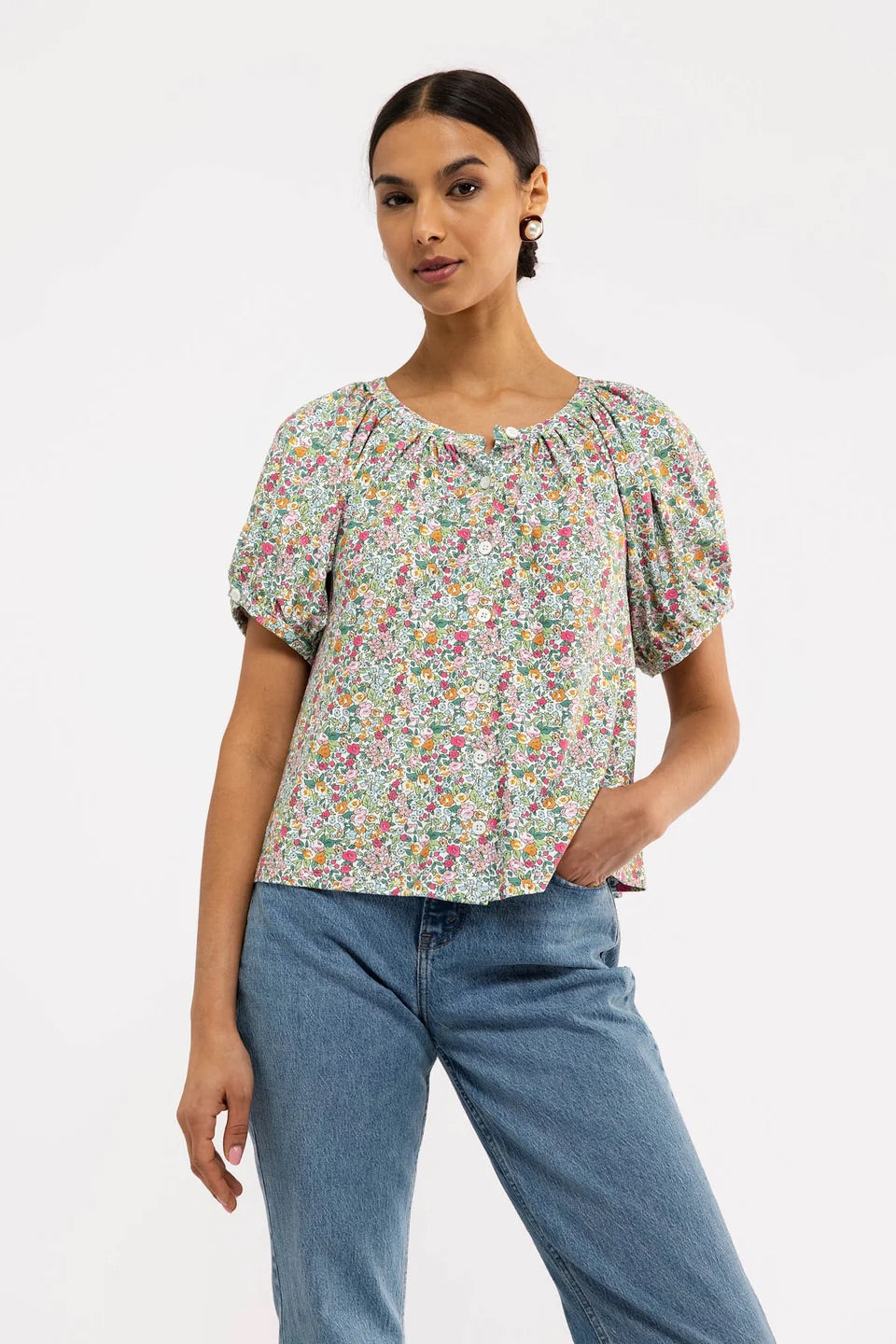 Smith & Quinn Imogen Top in Sorbet Bouquet, featuring a stylish floral design and lightweight fabric, perfect for casual wear.
