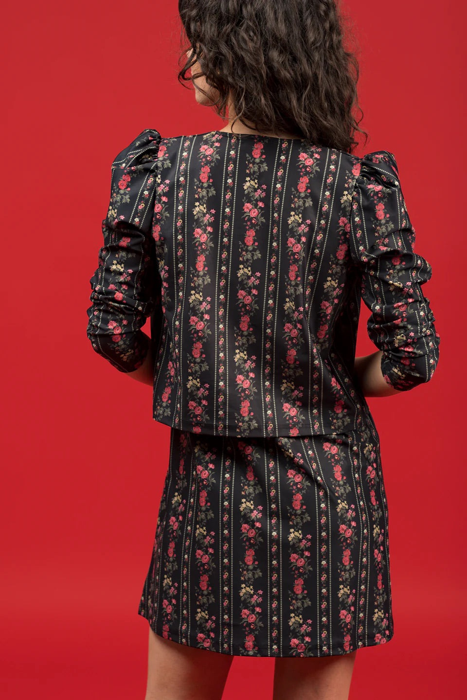 The Jackie Top - Onyx Garden Roxy Sub