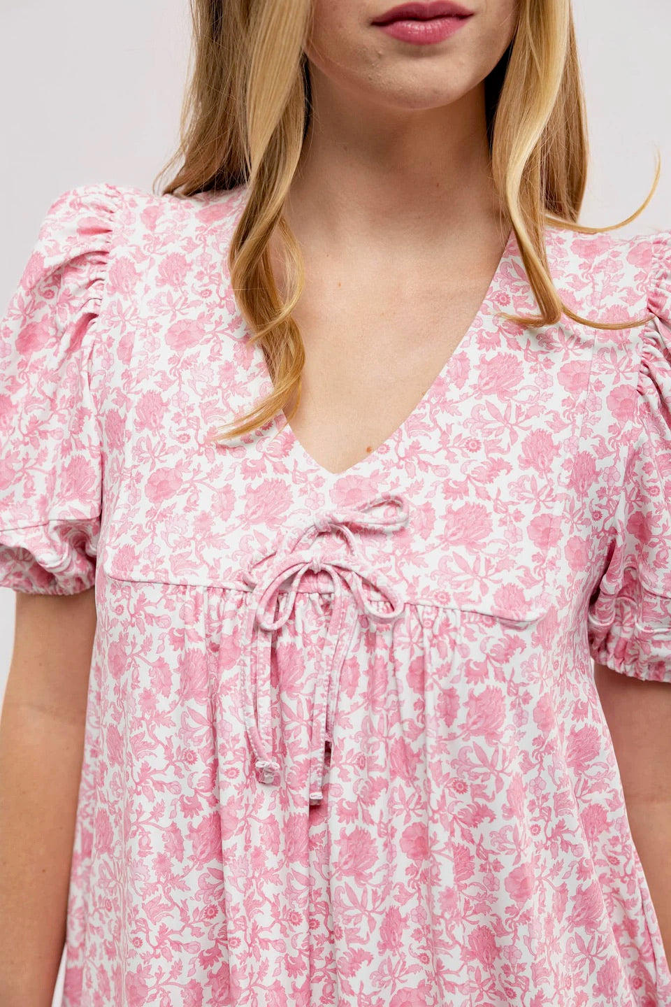 Smith & Quinn Emme Dress in Spring Morning fabric, featuring a flowy silhouette and floral pattern perfect for spring wear.