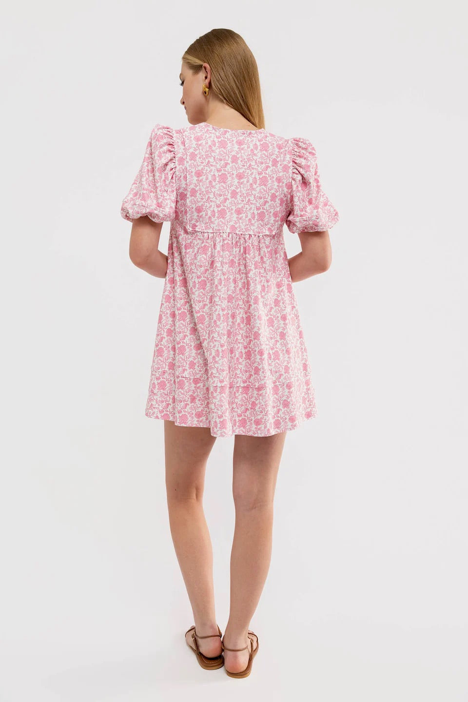 Smith & Quinn Emme Dress in Spring Morning fabric, featuring a flowy silhouette and floral pattern perfect for spring wear.
