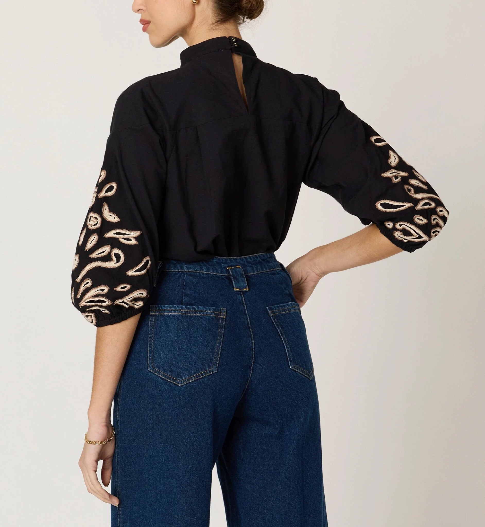 The Clarissa Blouse - Black/Ivory