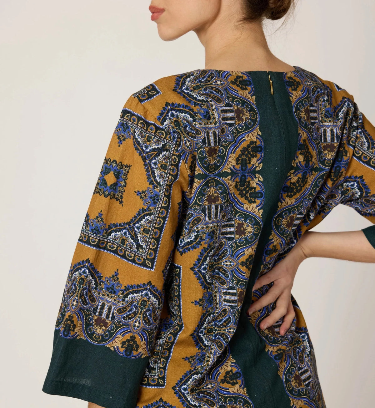 CLEOBELLA Raissa Mini Dress from Mercado featuring a flowy silhouette, soft fabric, and stylish design perfect for summer wear.