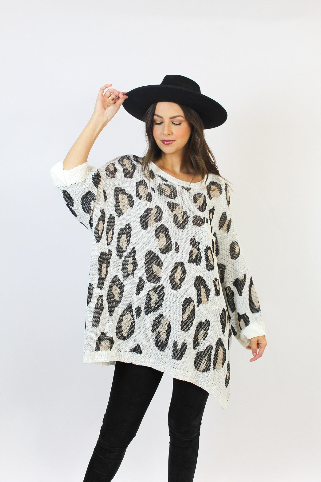 Girls' Jodifl sweater featuring a cozy knit design, long sleeves, and a stylish fit for casual and everyday wear.