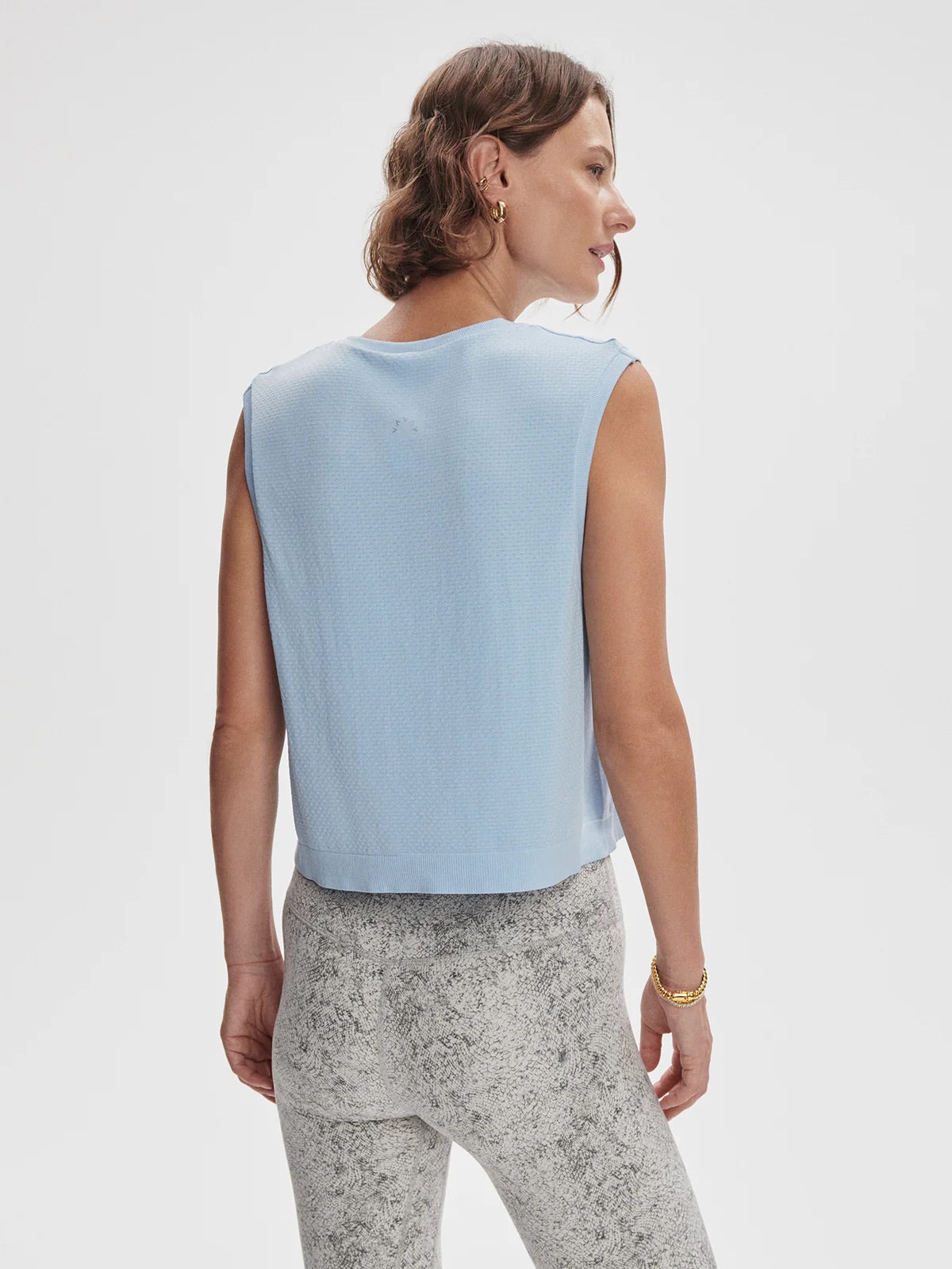 Page Seamless Crop Tank