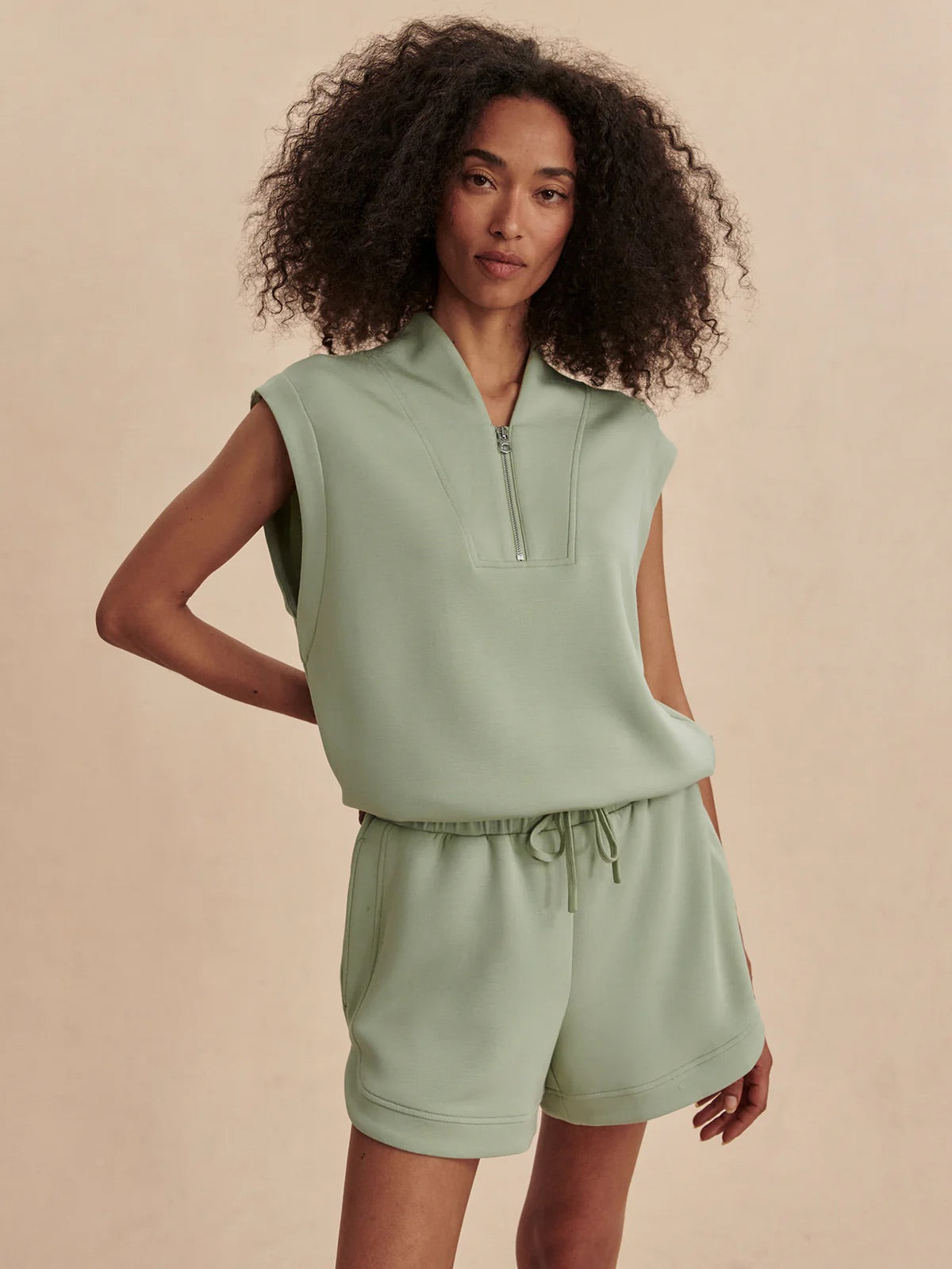 Ollie High Rise Short 3.5 - Snow Sage