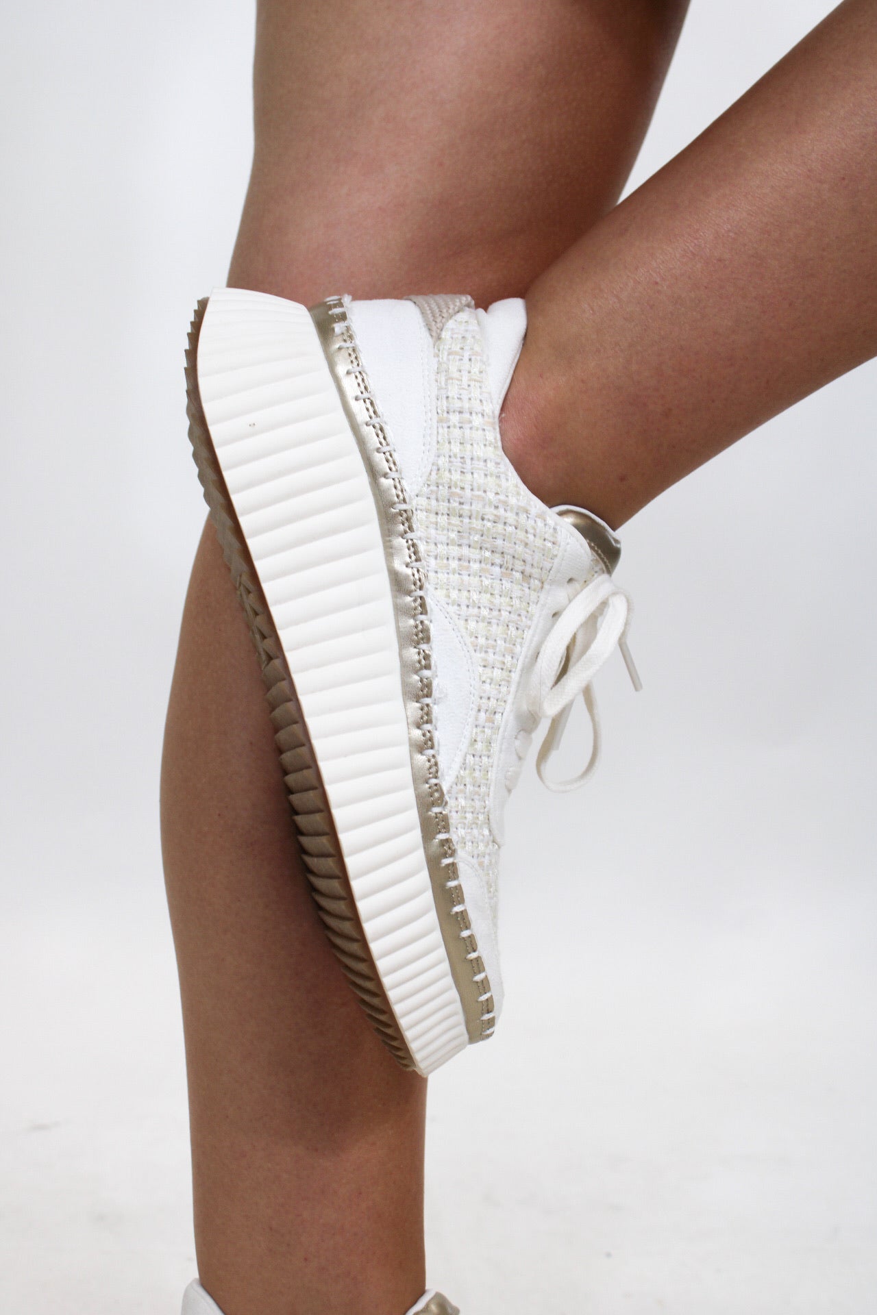 Natural Woven Sneaks - Gold