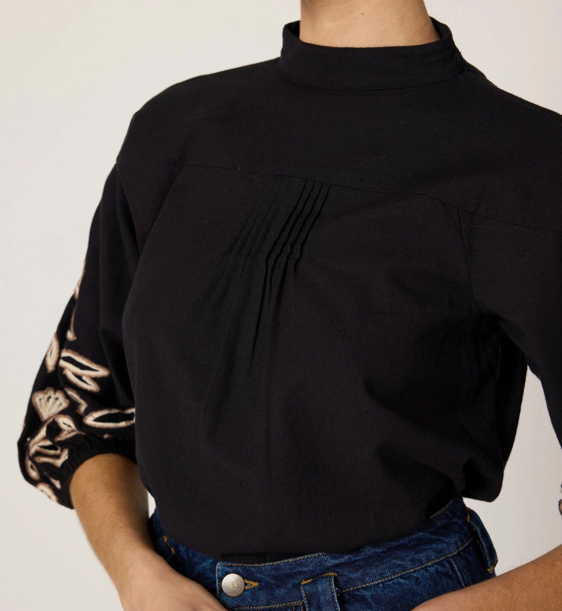 The Clarissa Blouse - Black/Ivory