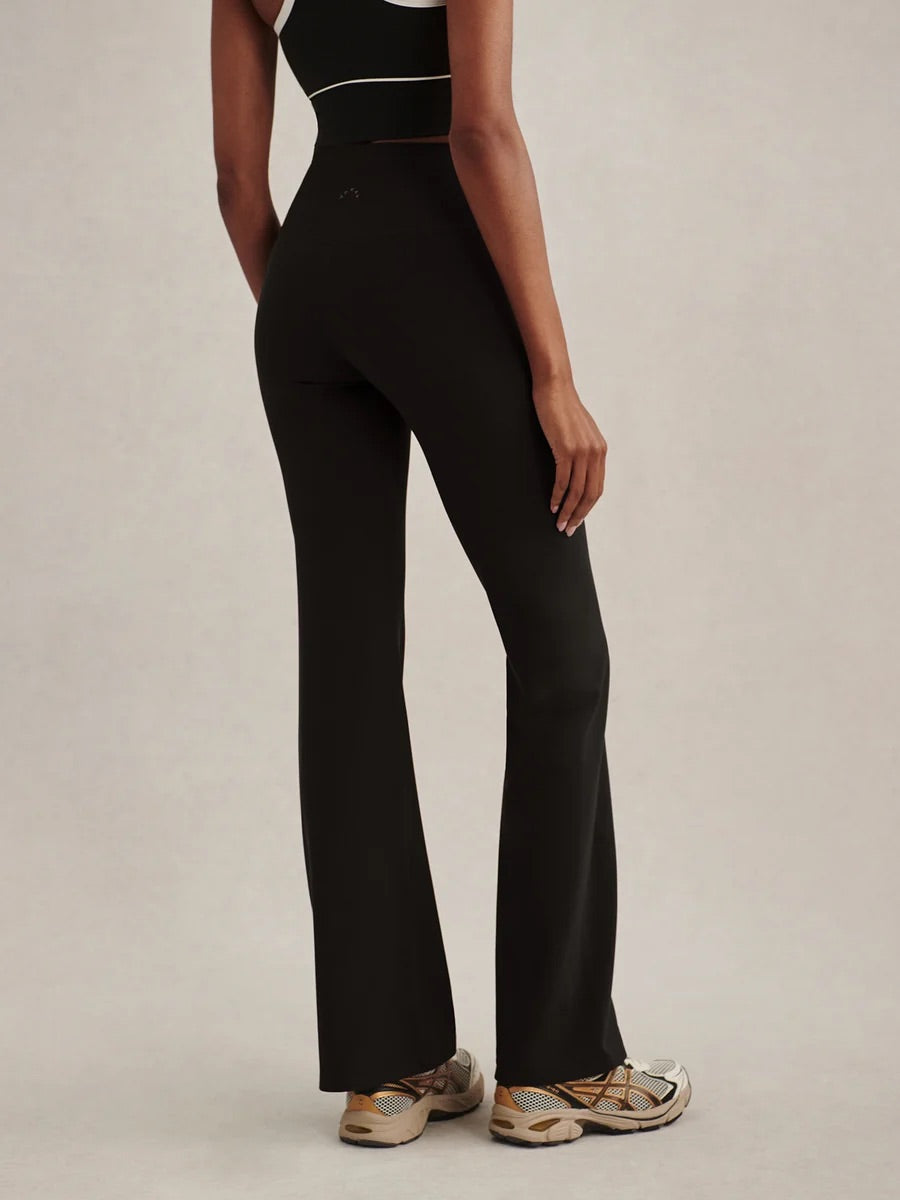 Always Flare Legging 32 - Black
