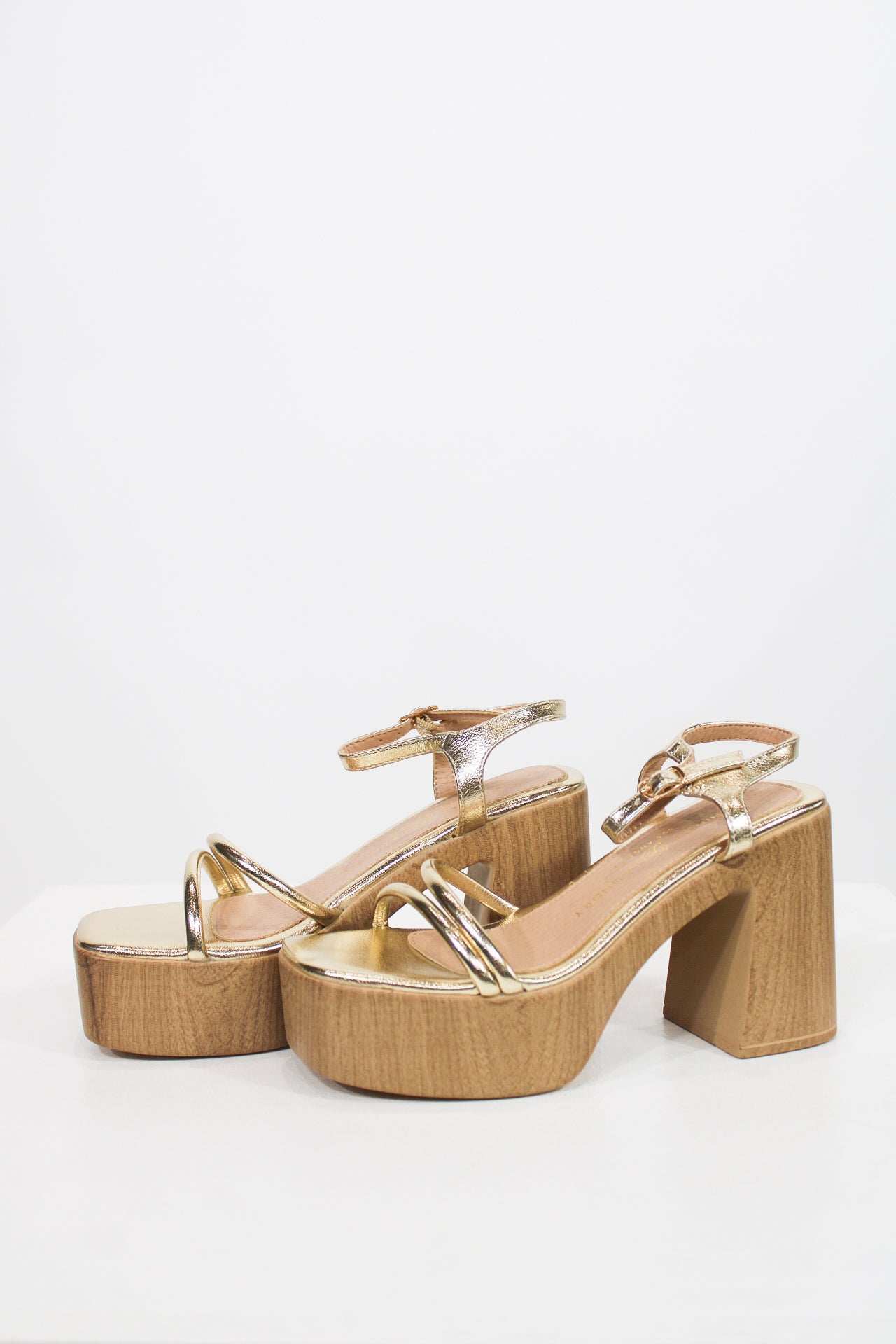 Gold Is A Neutral Heel