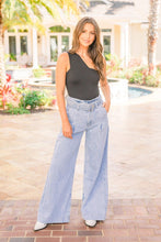 Load image into Gallery viewer, Wide Leg Trouser Jeans
