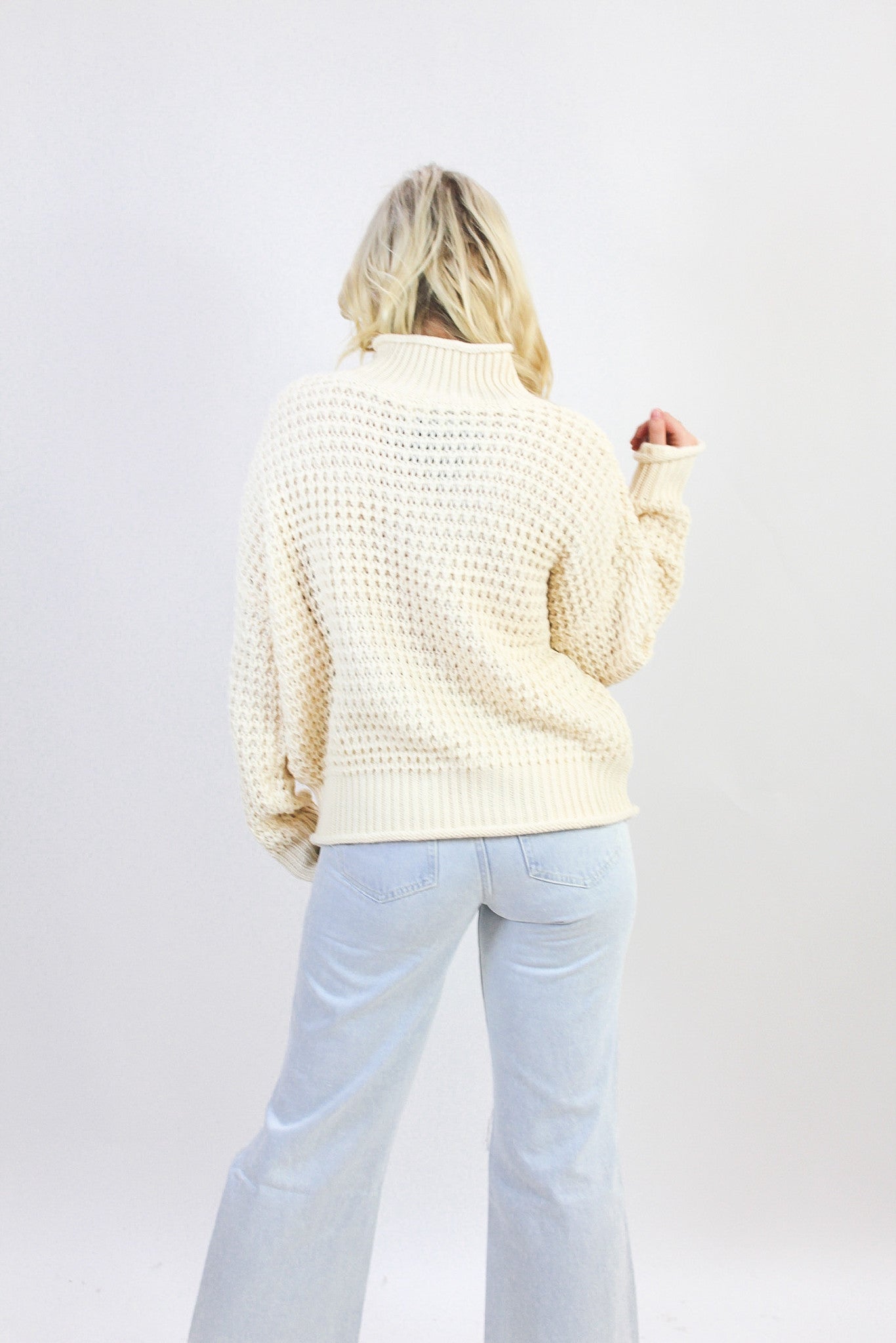 Cozy Creme Turtleneck