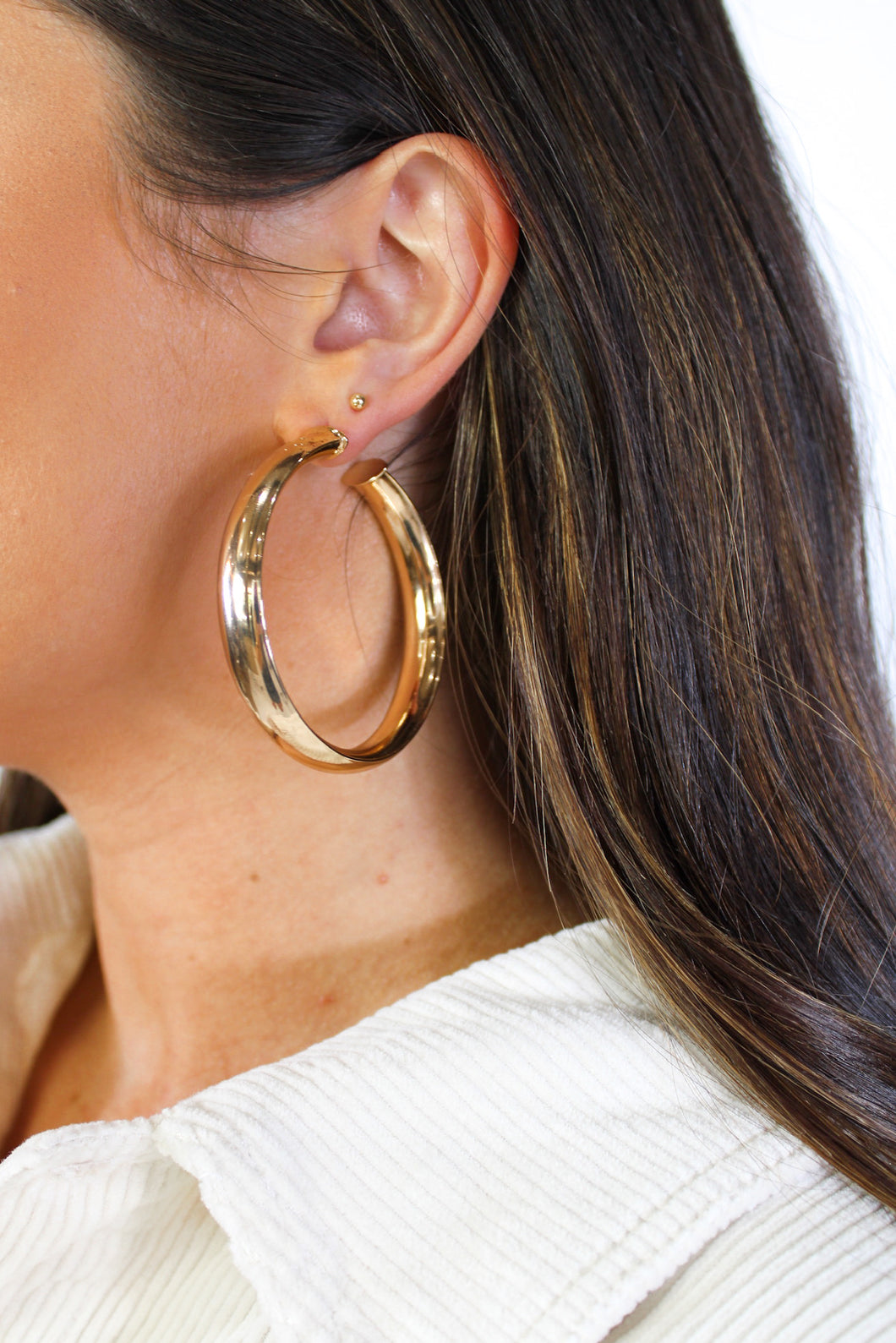 Simple but Stunning Gold Hoops