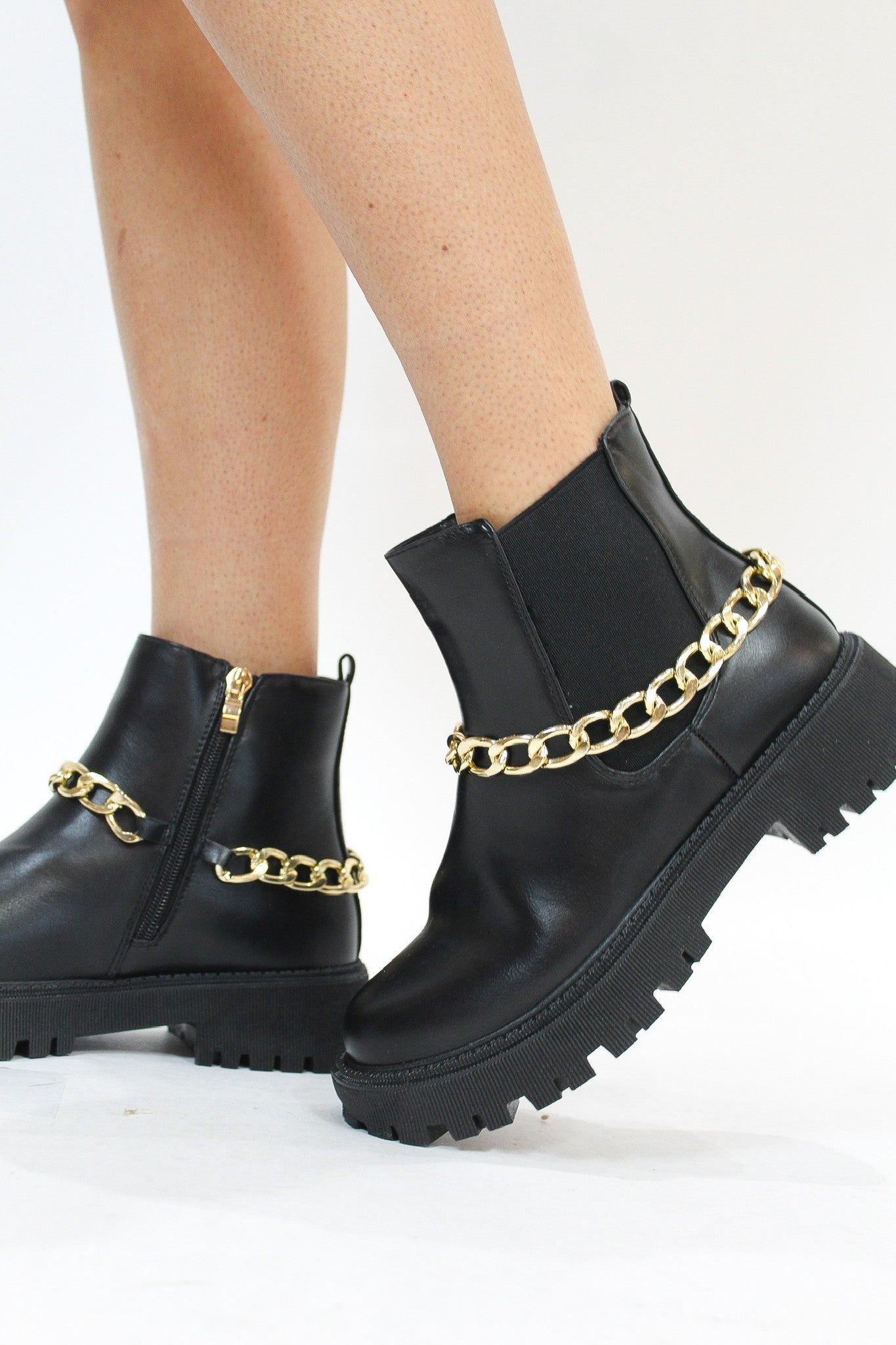 Chains City Boots