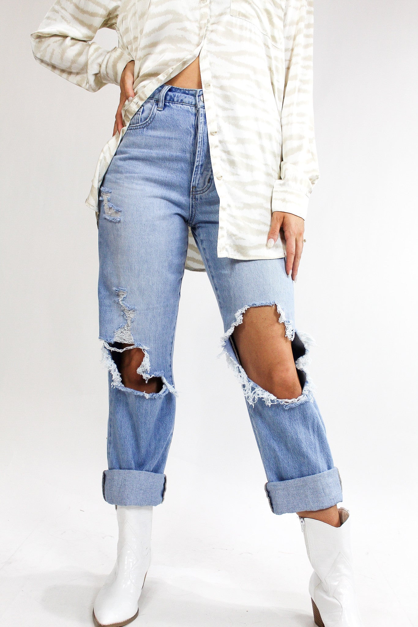Melodrama Distressed Jeans