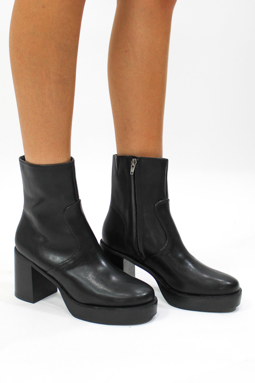 Cool Girl Chunky Black Booties