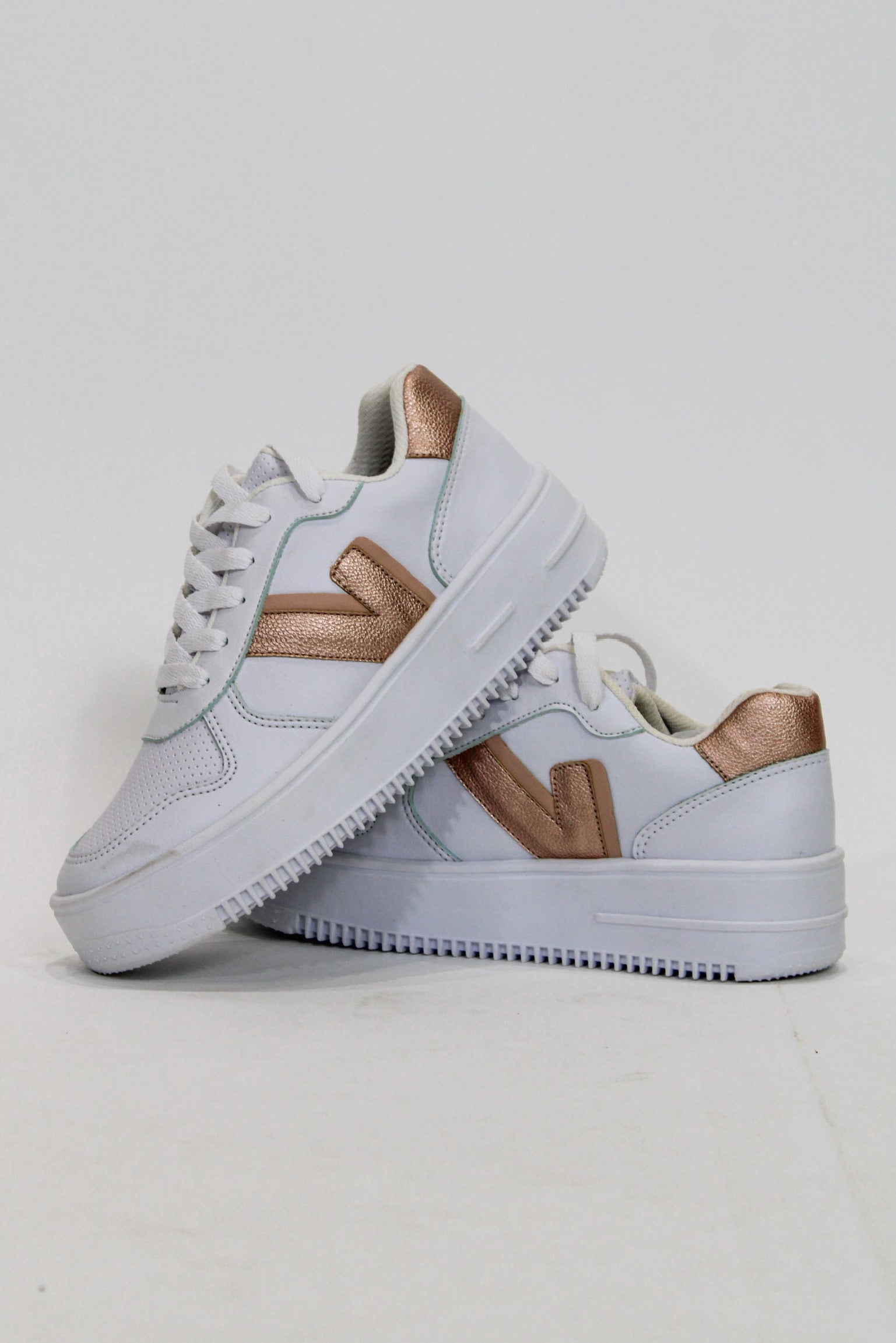 Viva Rose Gold Sneakers