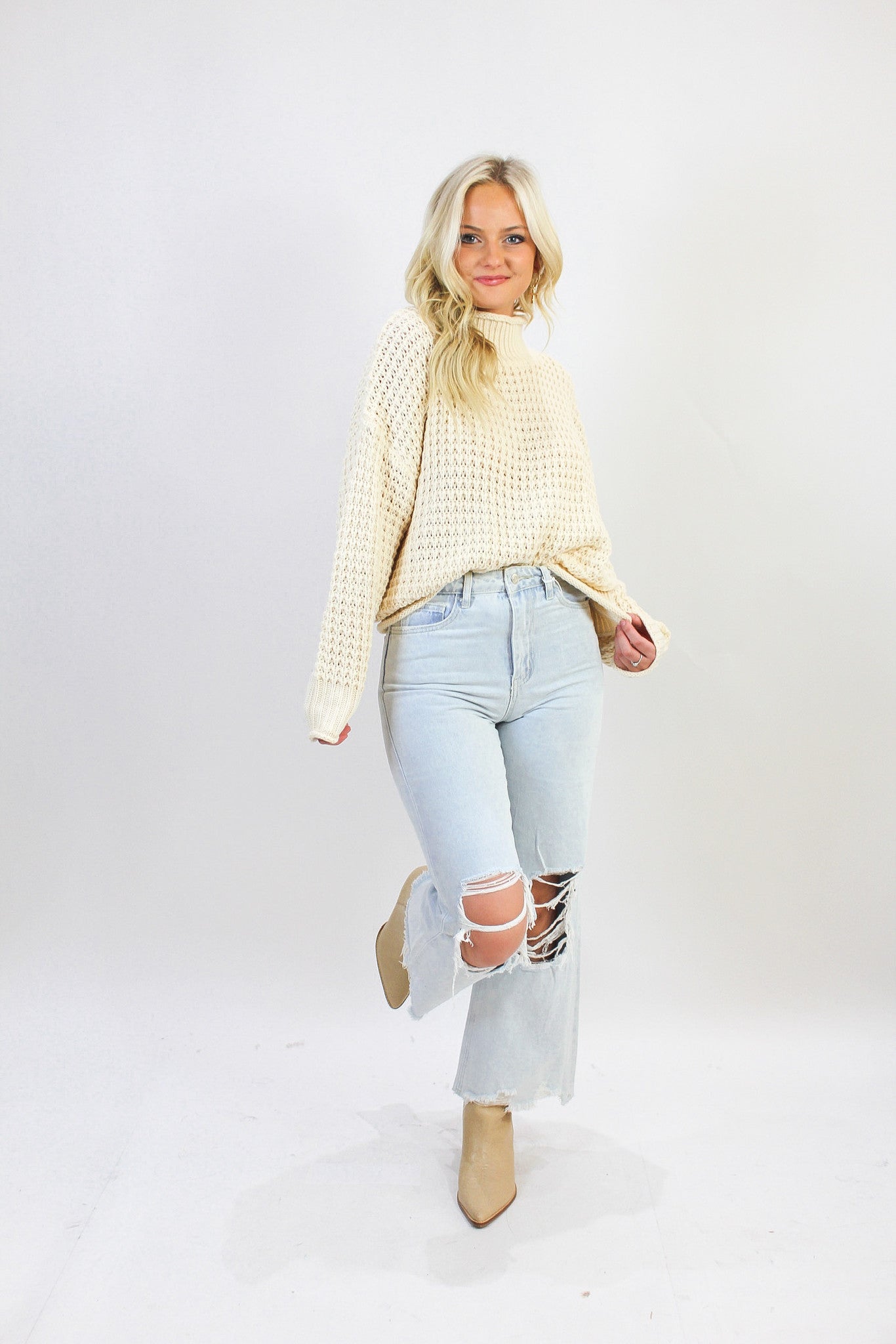 Cozy Creme Turtleneck