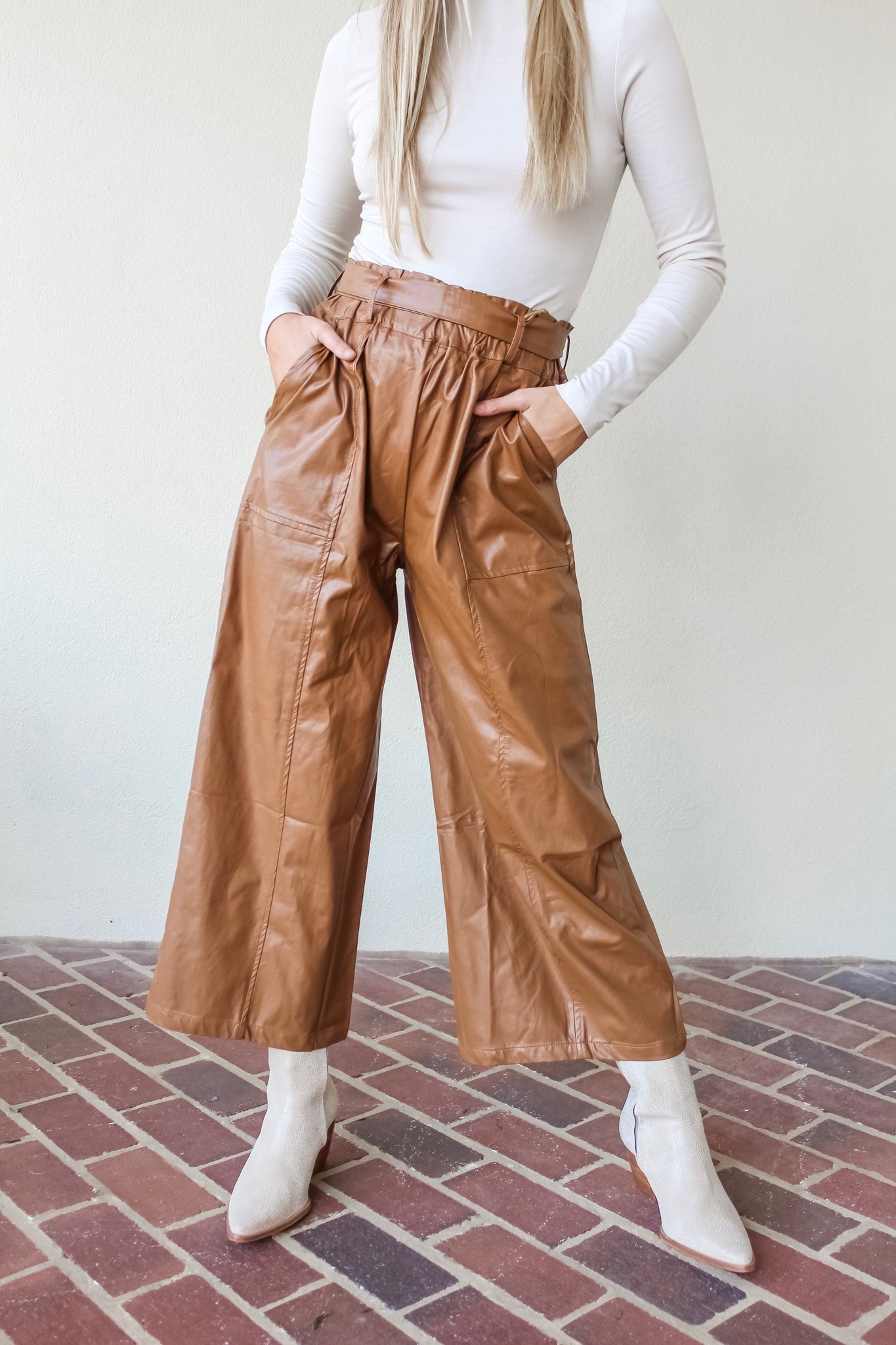 Fauxy Leather Crop Pants
