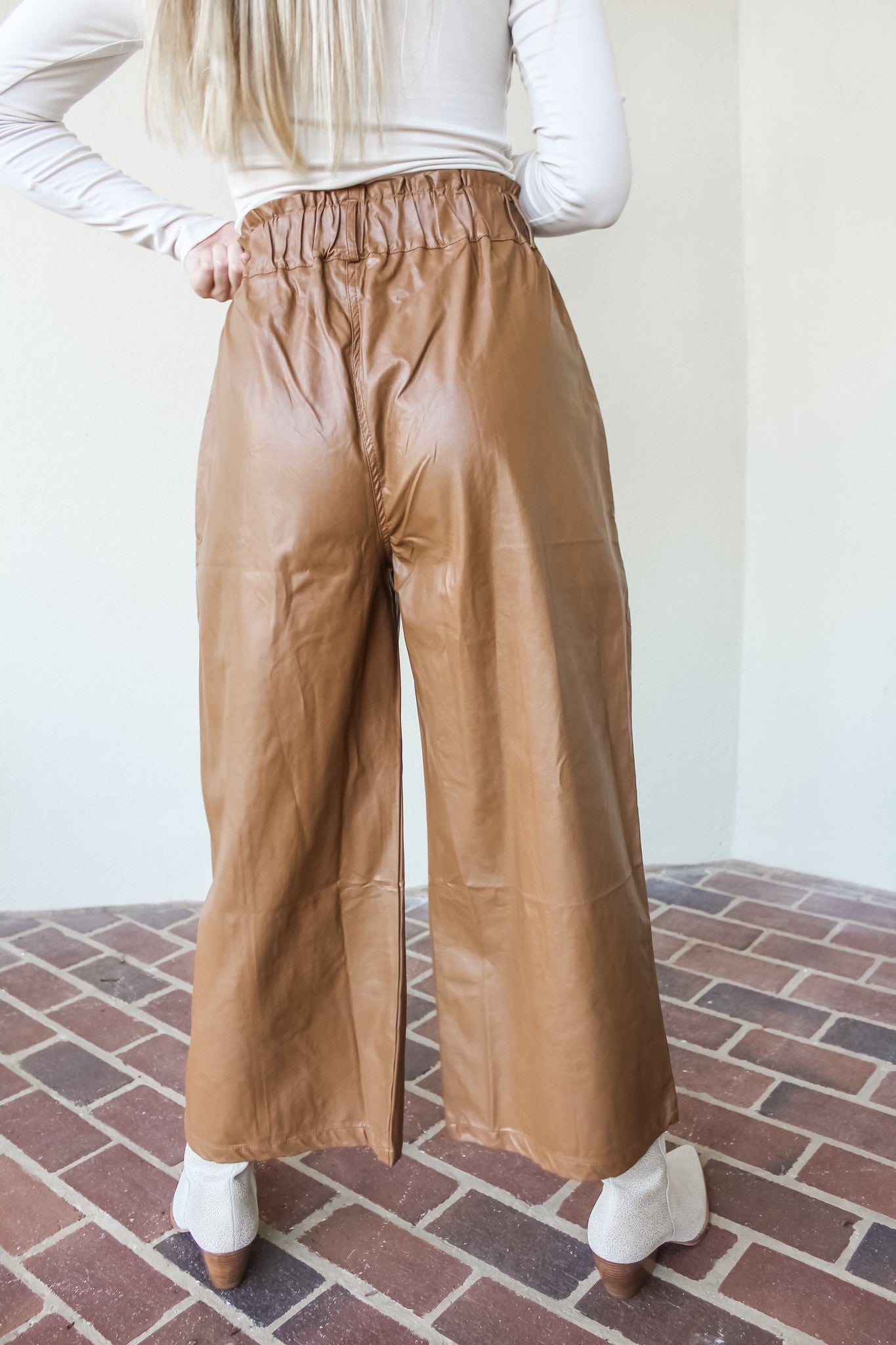 Fauxy Leather Crop Pants