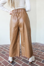 Load image into Gallery viewer, Fauxy Leather Crop Pants
